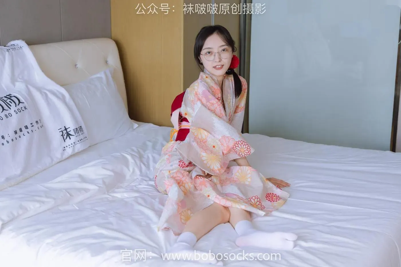[BoBoSocks袜啵啵]NO.137 稚予-木屐、分指白棉袜、裸足、和风浴衣 [170P]插图